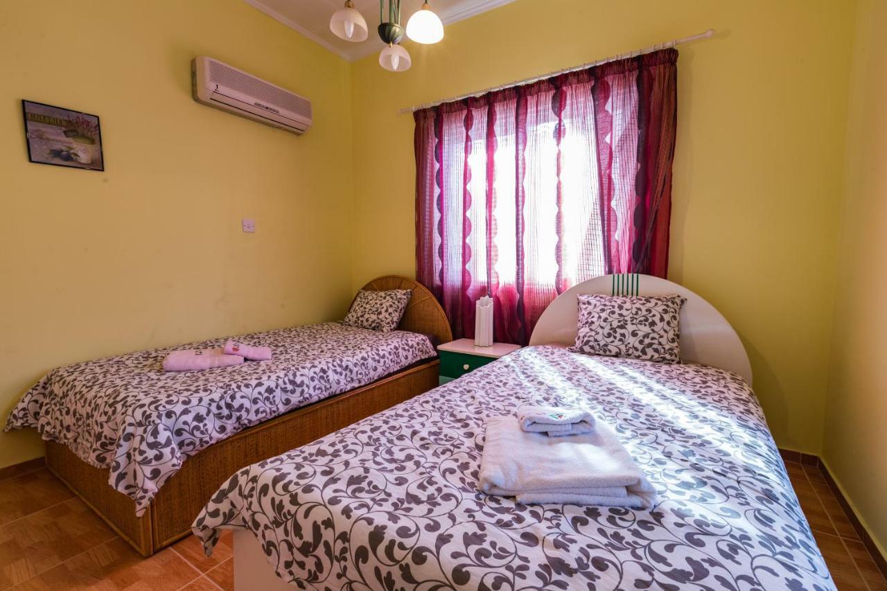 Villa Papaya Residence Paphos Ngoại thất bức ảnh