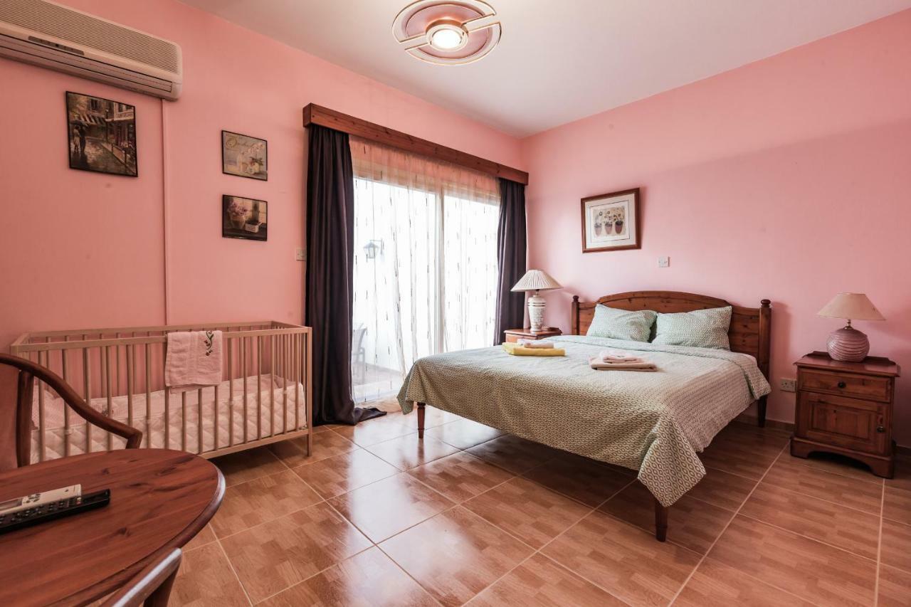 Villa Papaya Residence Paphos Ngoại thất bức ảnh